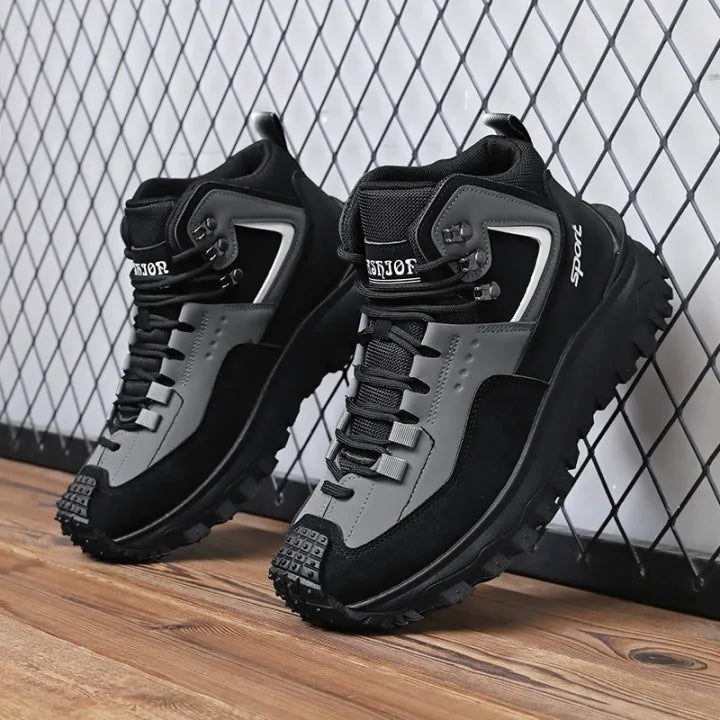 Men’s Wide Toe Hiking Boots — Waterproof Membrane, Non-Slip Outsole, Arch Support