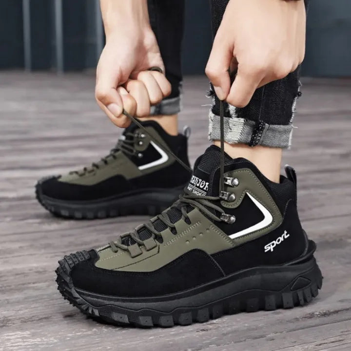 Men’s Wide Toe Hiking Boots — Waterproof Membrane, Non-Slip Outsole, Arch Support