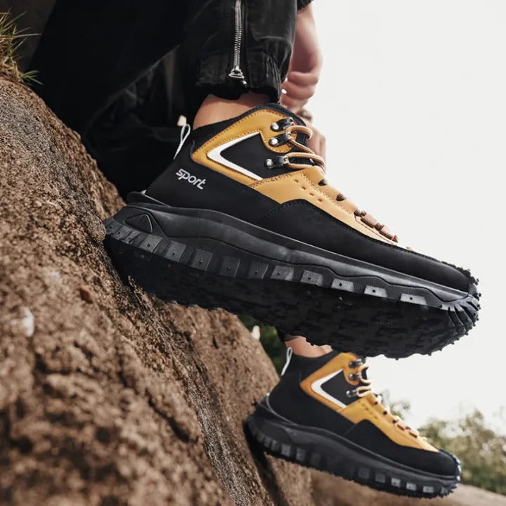Men’s Wide Toe Hiking Boots — Waterproof Membrane, Non-Slip Outsole, Arch Support