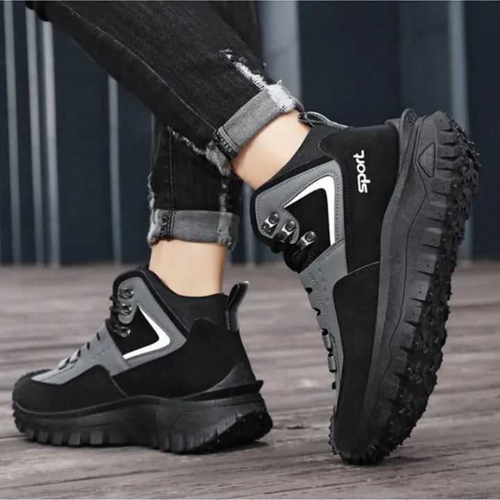 Men’s Wide Toe Hiking Boots — Waterproof Membrane, Non-Slip Outsole, Arch Support